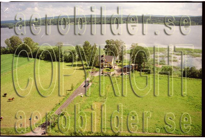 FFF 98-8905, #2. FFF 98-8905_0002 (Uppges vid kontakt med Svenska Aero-Bilder AB)